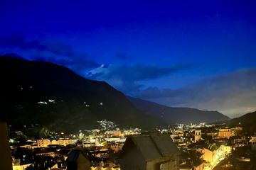 panorama di Susa di notte dal tetto del Castello di Adelaide