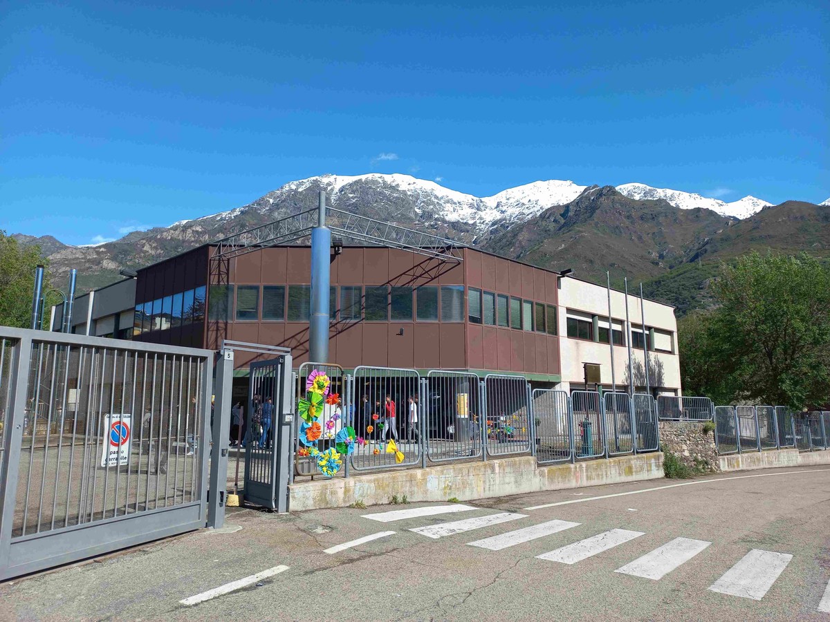 P.za Cavalieri di Vittorio Veneto n.5, 10053 Bussoleno (TO)