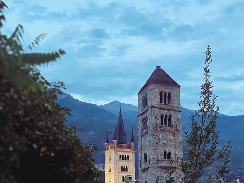 Susa svelata. Racconti e ombre al chiaro di luna